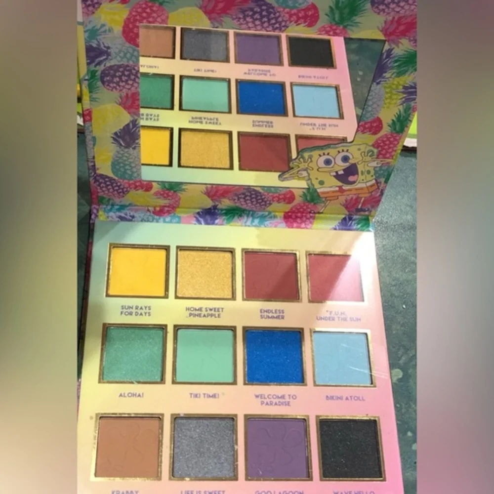 Nickelodeon Spongebob Squarepants‎ 12quad tropics themed eyeshadow palette new